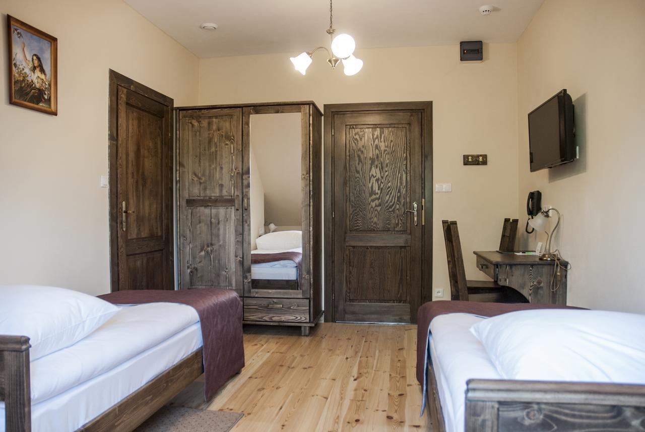 Hotel Pod Kogutkiem Krzywaczka エクステリア 写真