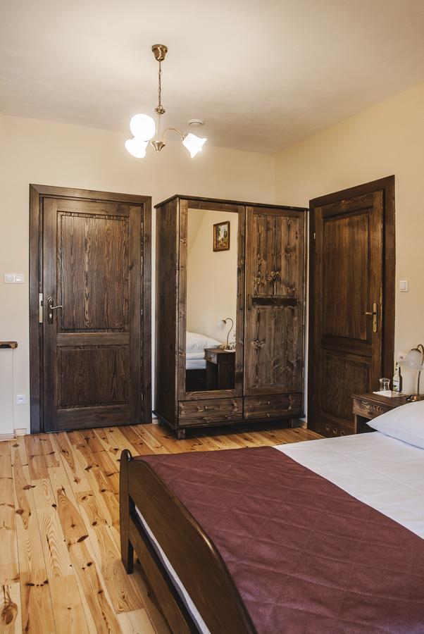 Hotel Pod Kogutkiem Krzywaczka エクステリア 写真