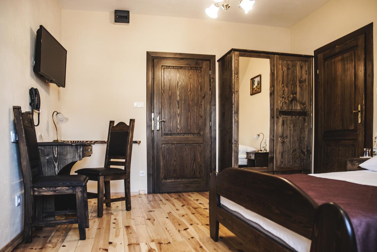 Hotel Pod Kogutkiem Krzywaczka エクステリア 写真