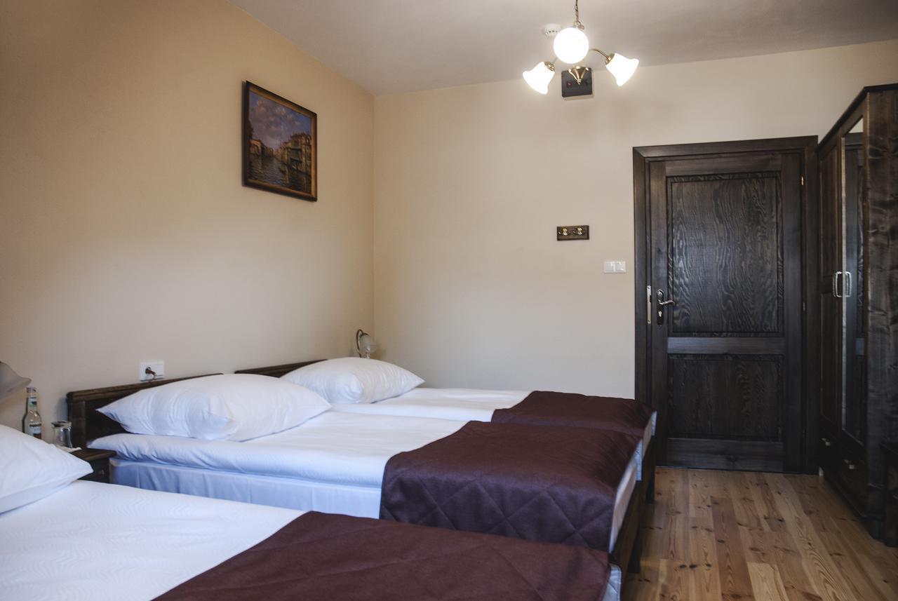 Hotel Pod Kogutkiem Krzywaczka エクステリア 写真